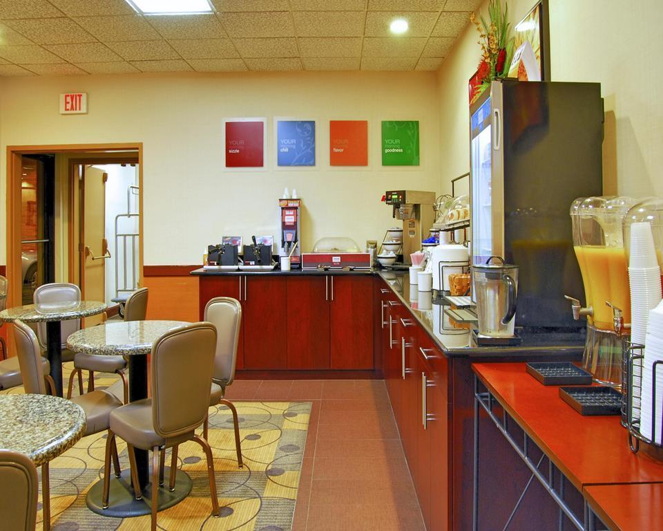 Red Roof Inn Pittsburgh - Mcknight Rd Kültér fotó